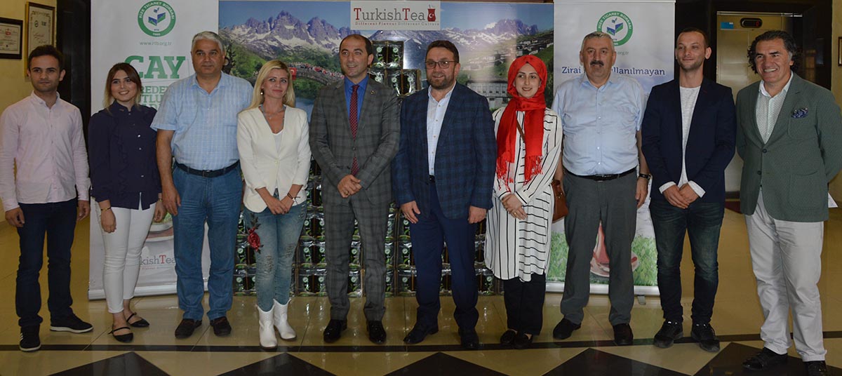 En İyi Çay Demleyenler Çay ile Ödüllendirildi
